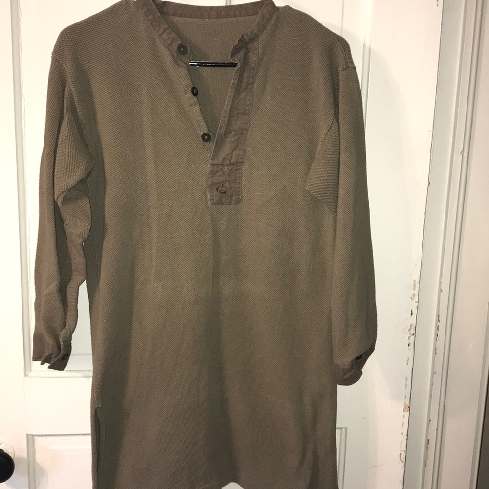 Long sleeved thermal shirt